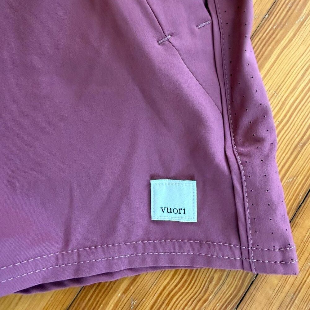 Vuori Dash Shorts in Hazelnut Size S - Picture 5 of 6